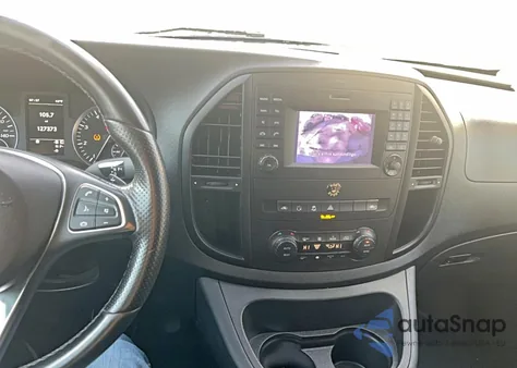 2018 Mercedes-Benz Metris z USA, uszkodzony, nr VIN WD4PG2EE2J3492935